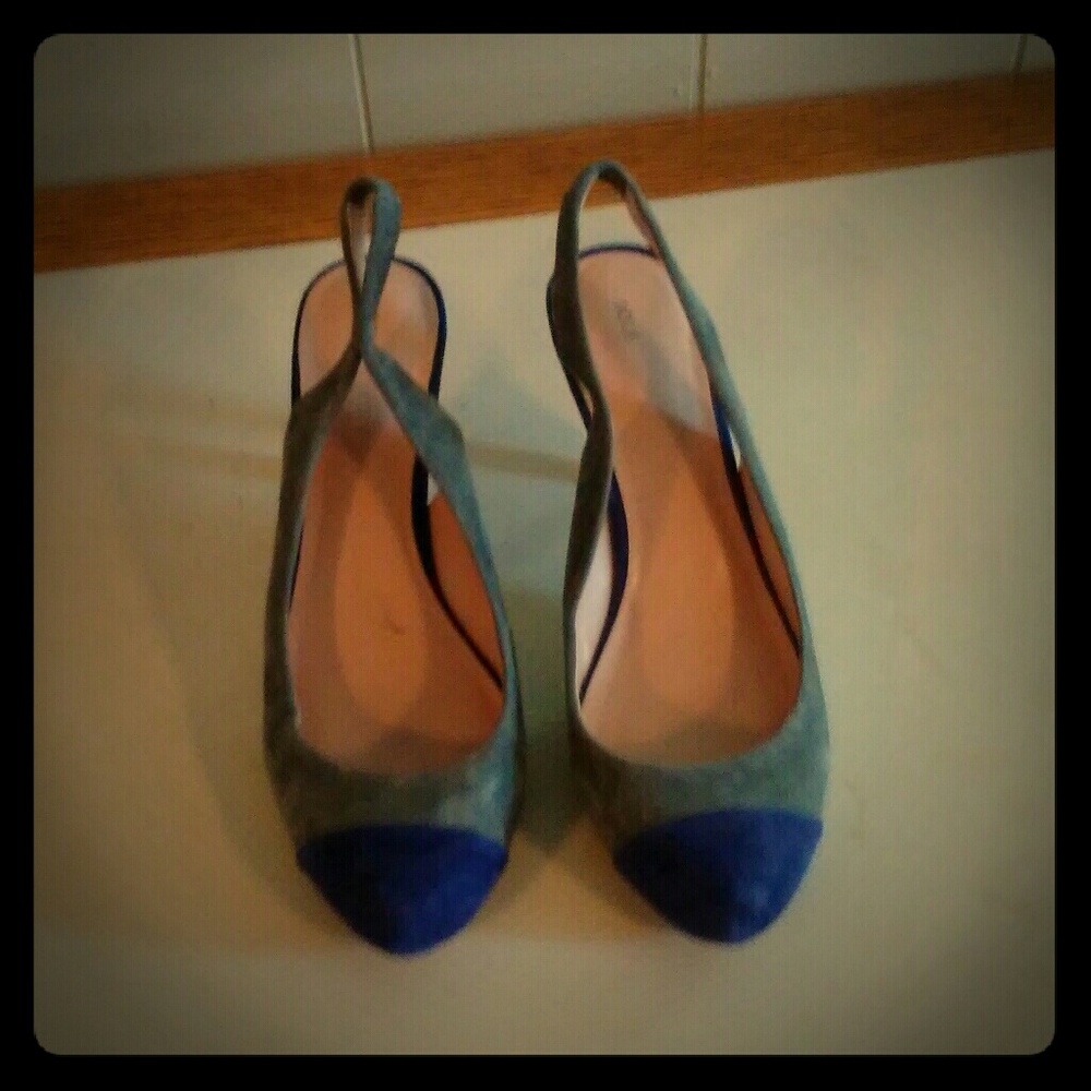 Grey and blue tipped mid high heels
